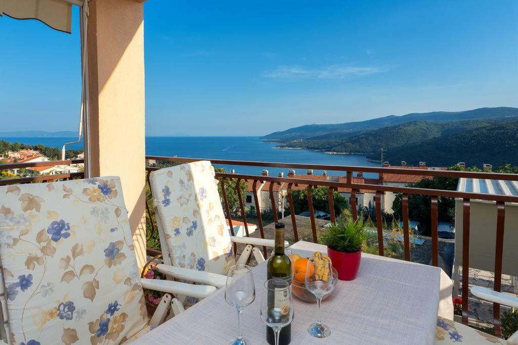 Artapart Z Rabac Exterior photo
