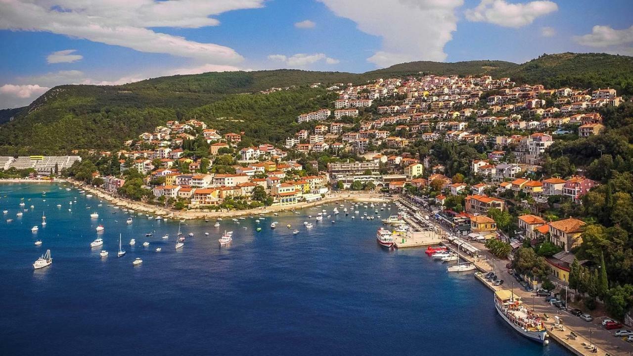 Artapart Z Rabac Exterior photo